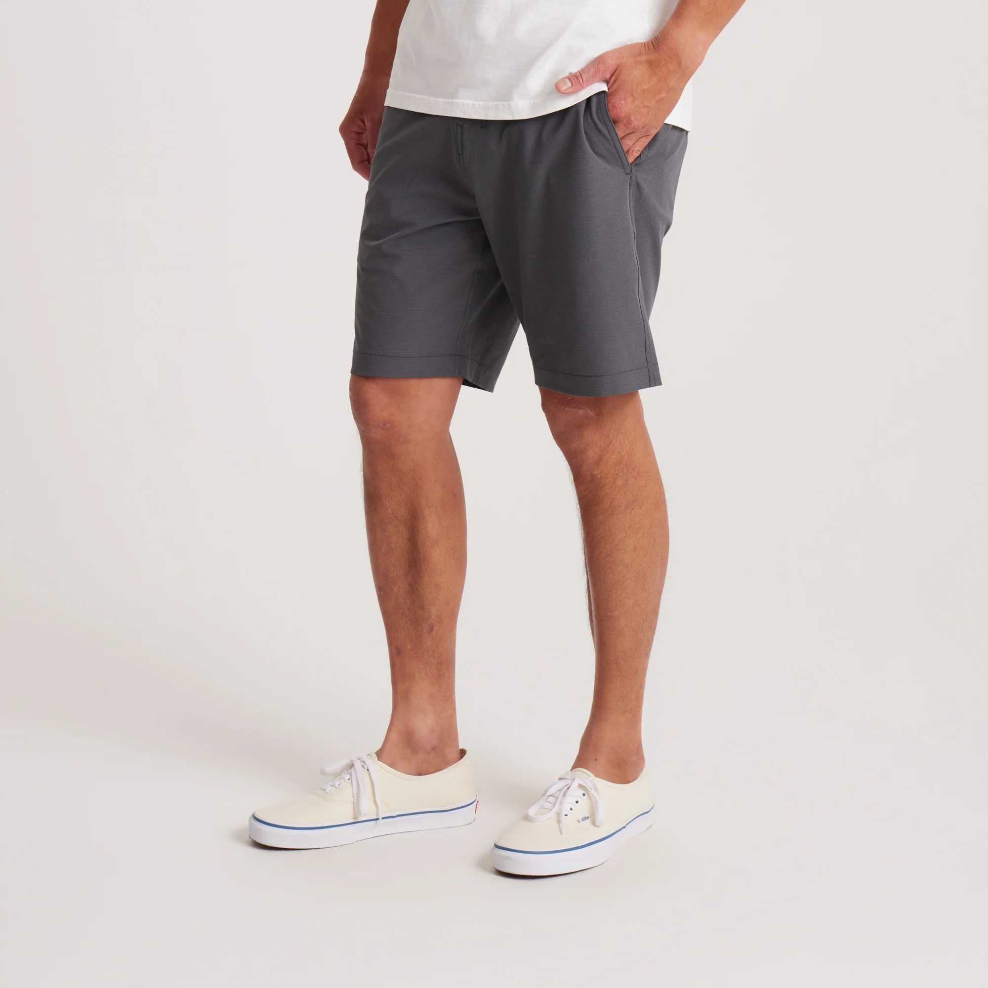 Hytide Hybrid 18.5" Shorts - Charcoal - Image 4