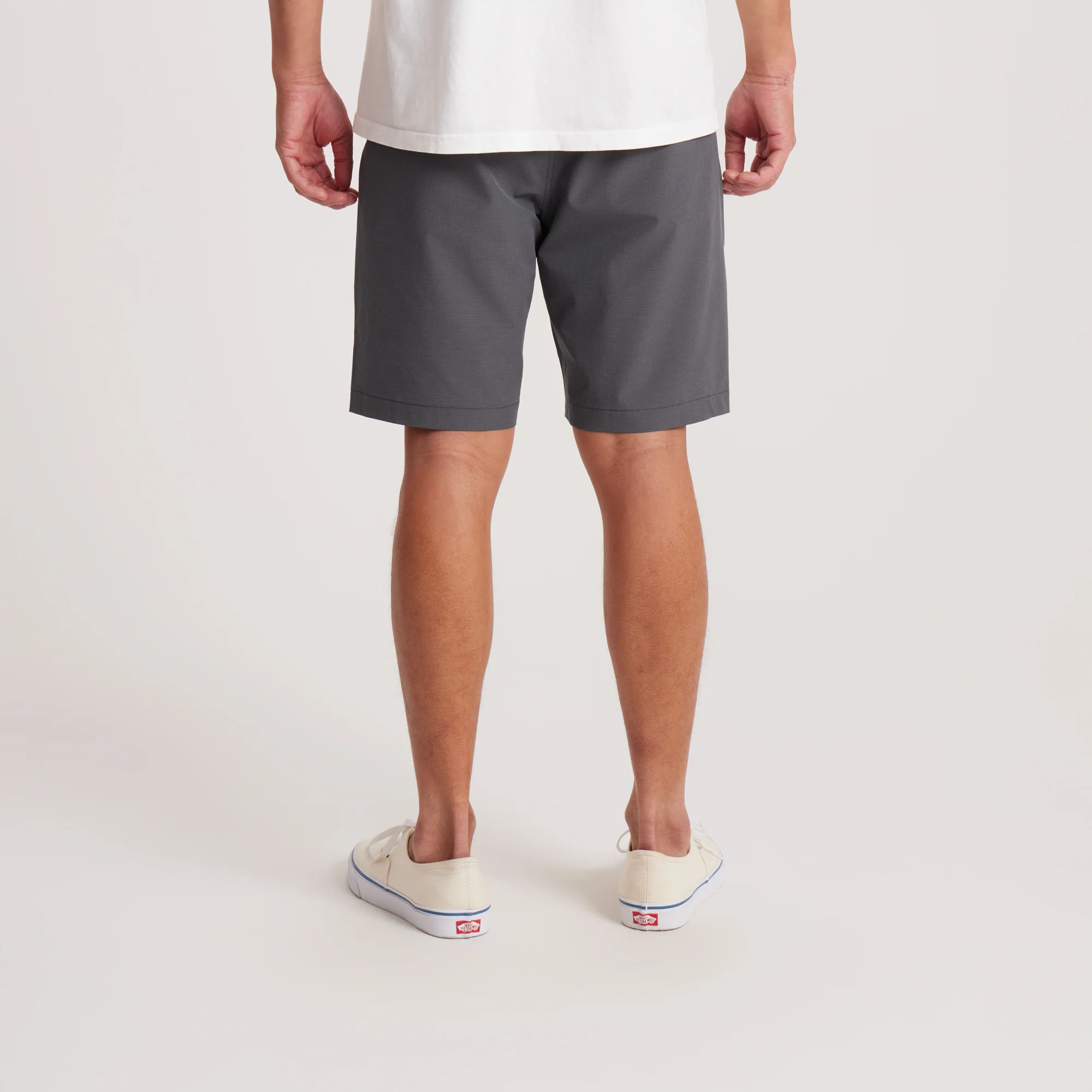 Hytide Hybrid 18.5" Shorts - Charcoal - Image 5