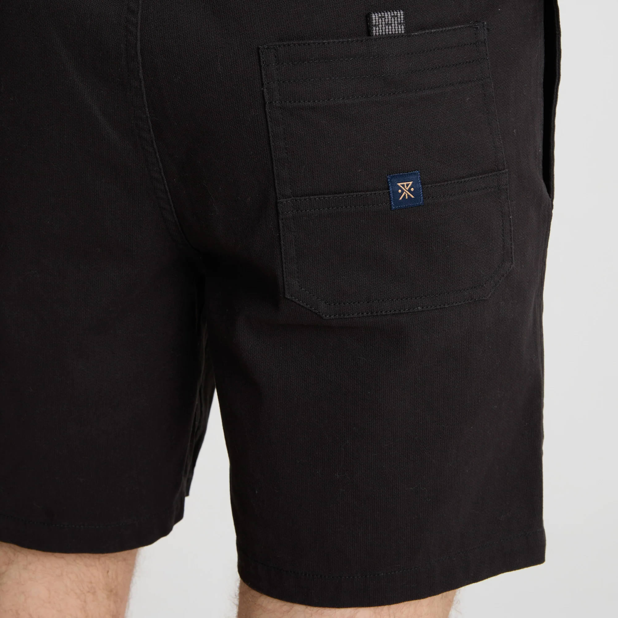 Made To Fade 7.5" Shorts - Washed Black - Image 6