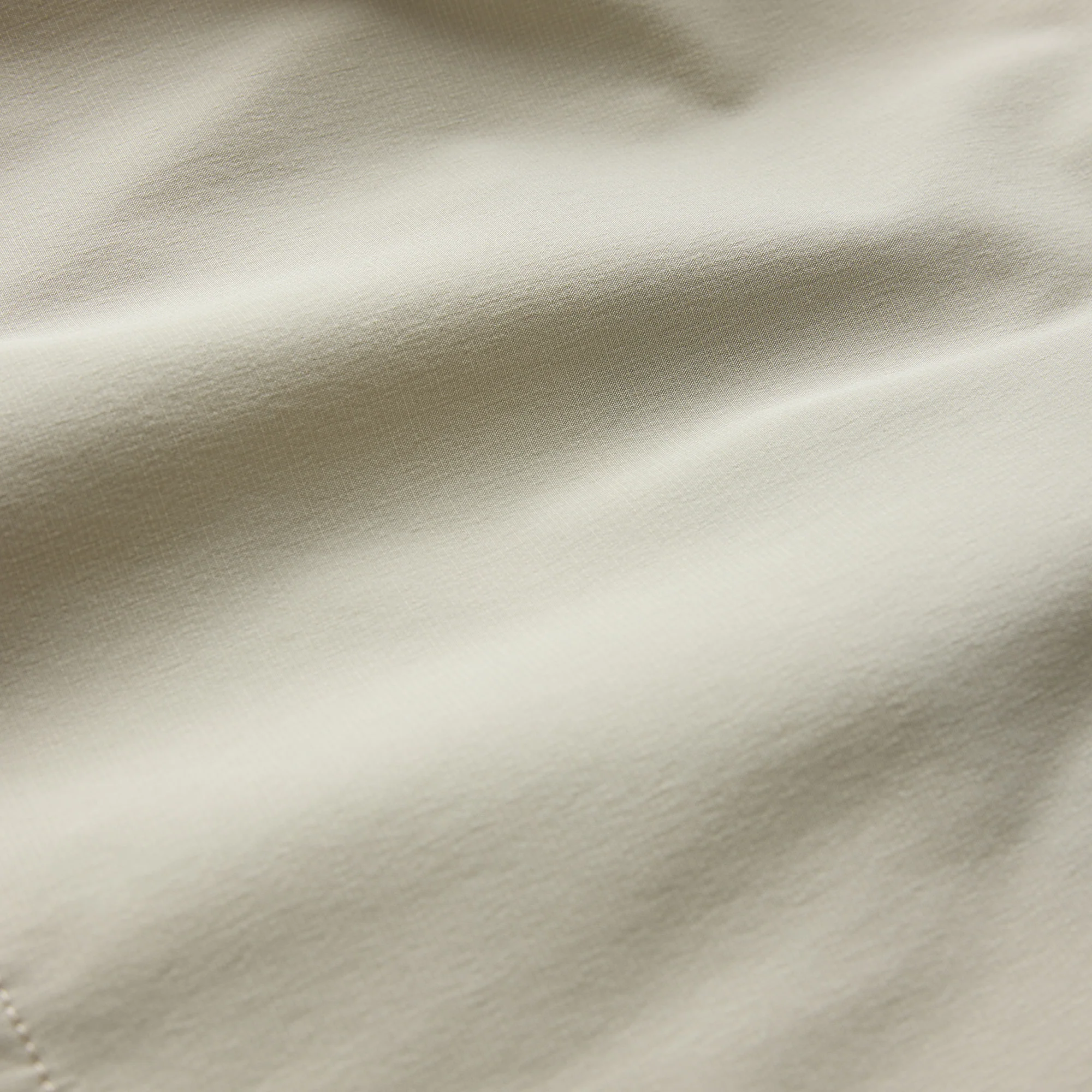 Hytide Hybrid 18.5" Shorts - Sand - Image 5